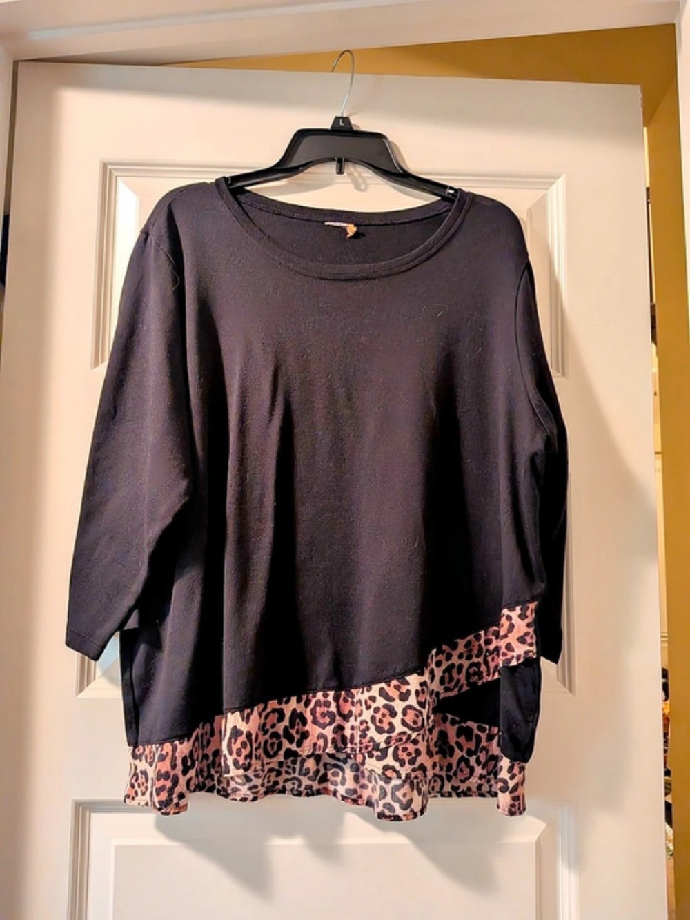 Black Leopard Print Long Sleeve Top